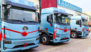 玉柴機電南寧公司（河池區域）交付首批乘龍翼威5純電牽引車，實現新能源業務區域突破